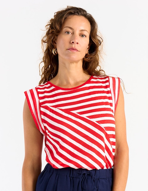Playera manga corta Weekend cuello redondo para mujer
