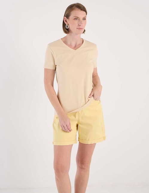 Playera manga corta Weekend cuello V para mujer