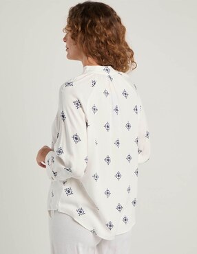 Blusa Weekend manga larga para mujer
