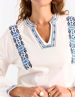Blusa Weekend manga larga para mujer