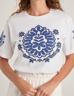 Playera manga corta Weekend cuello redondo para mujer