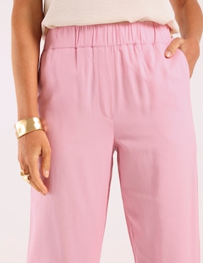 Pantalón Weekend recto para mujer