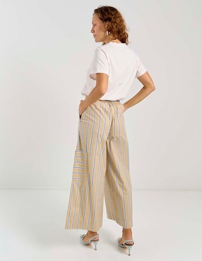 Pantalón cargo Weekend amplio para mujer