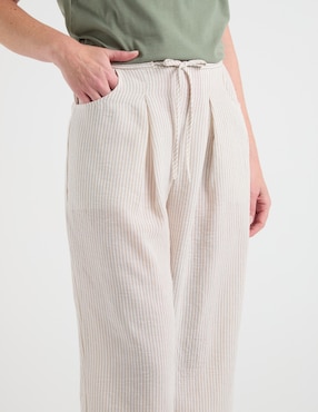 Pantalón capri Weekend amplio para mujer