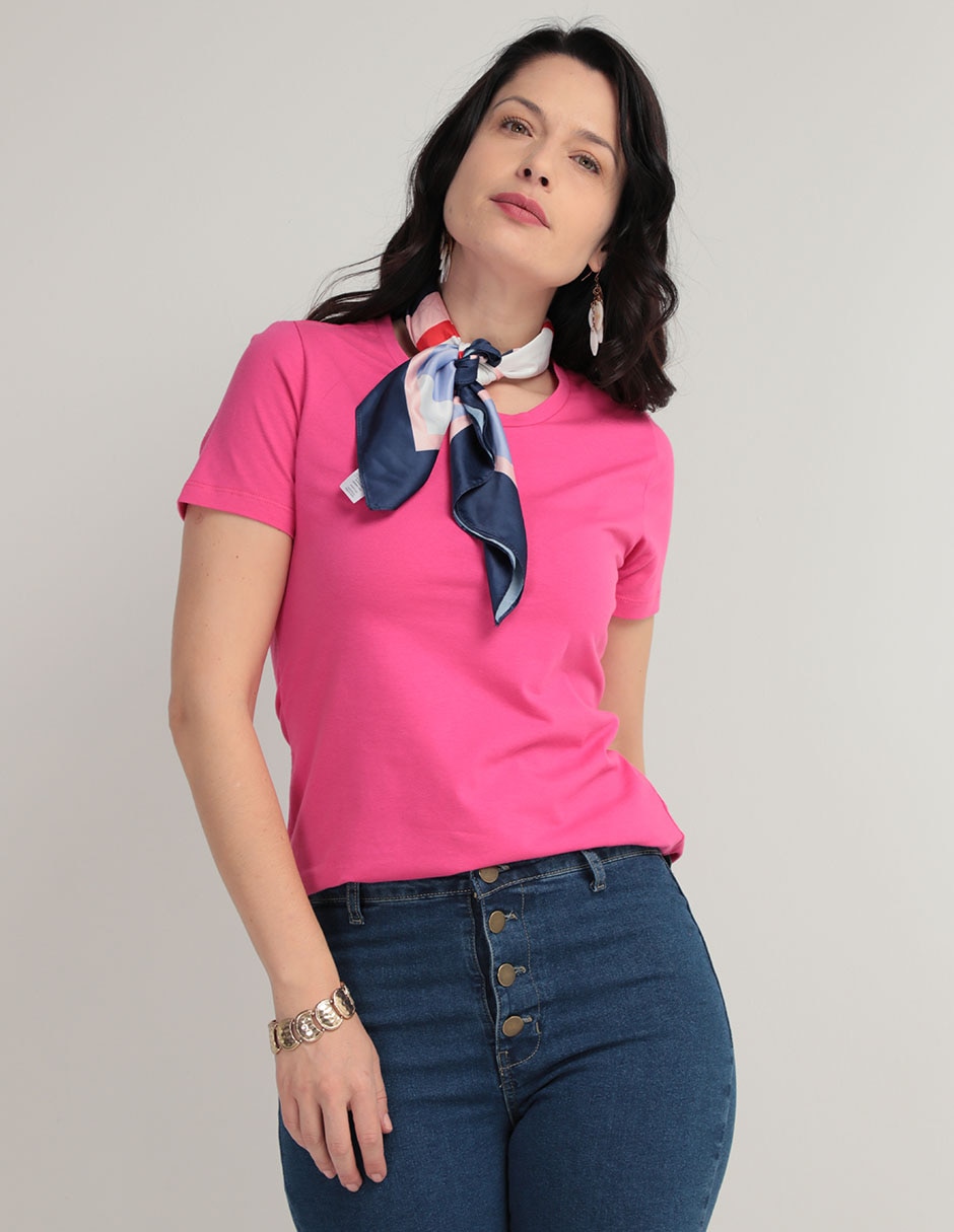 Playera manga corta cuello redondo para mujer
