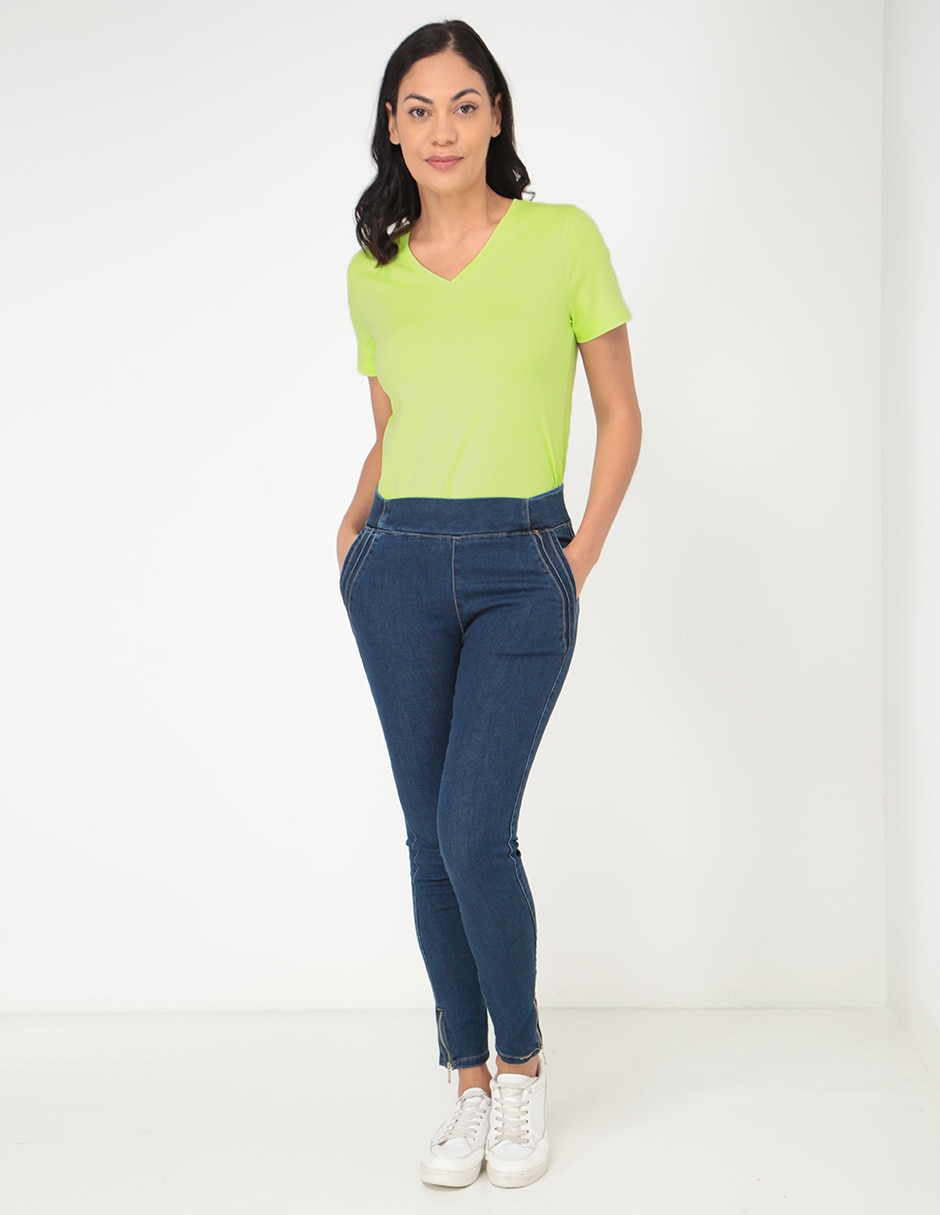 Playera manga corta cuello v para mujer 3