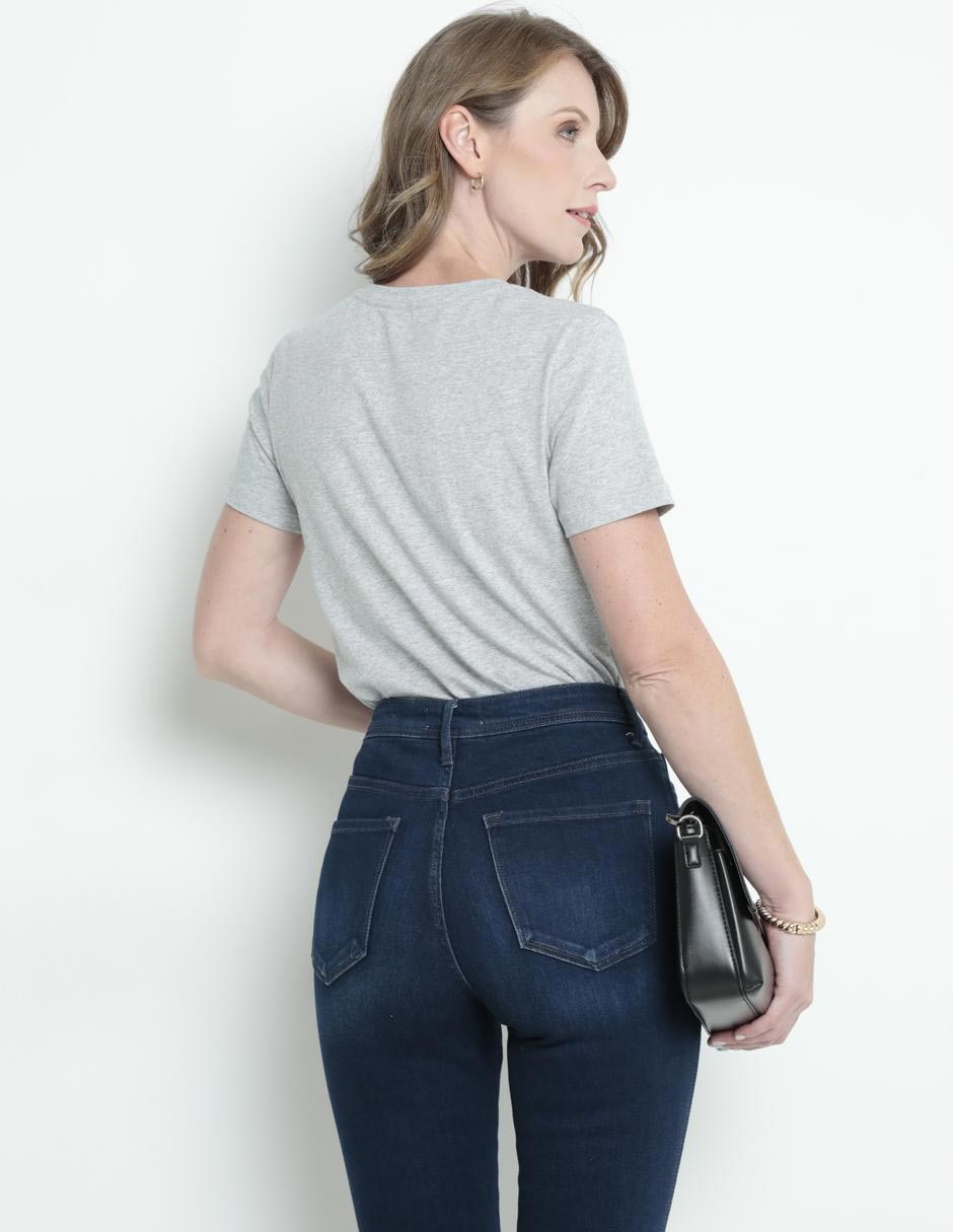 Playera manga corta cuello V para mujer 2
