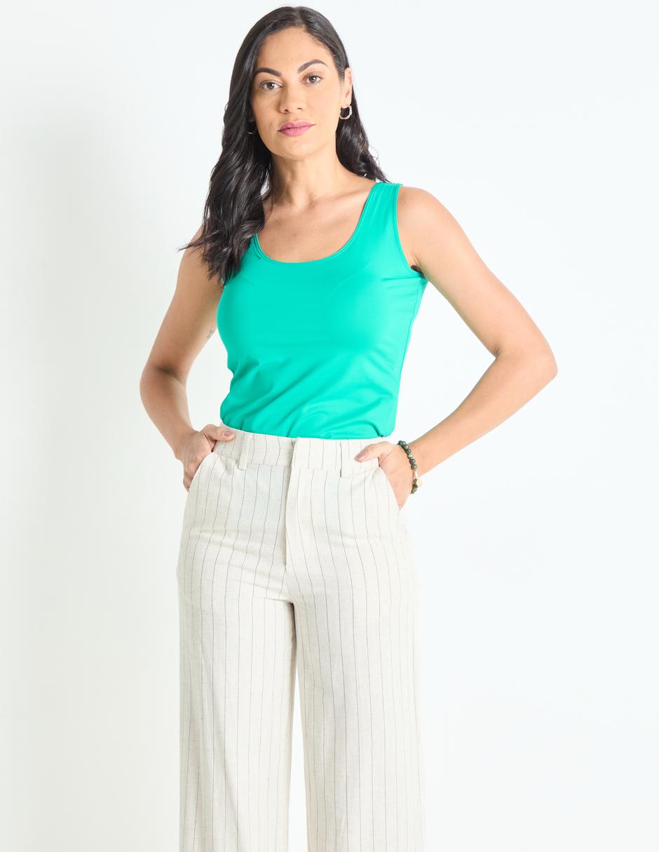 Top escote medio tirante ancho