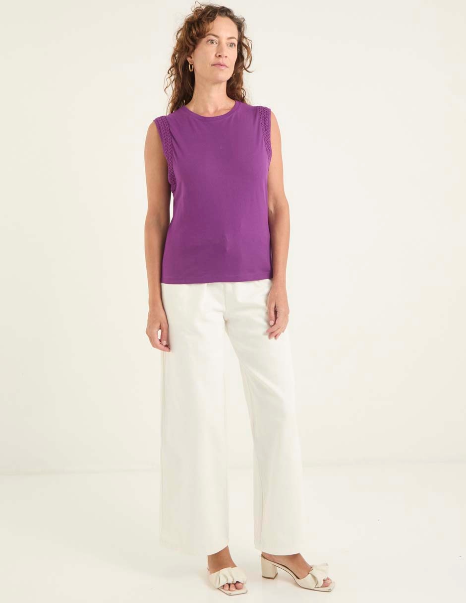 Playera cuello redondo para mujer 3