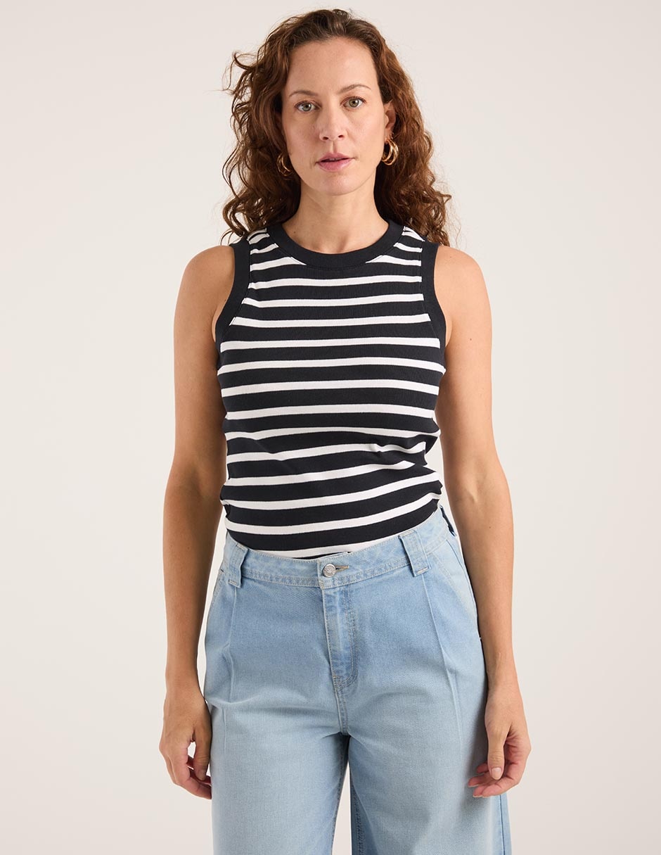 Playera cuello redondo para mujer 1