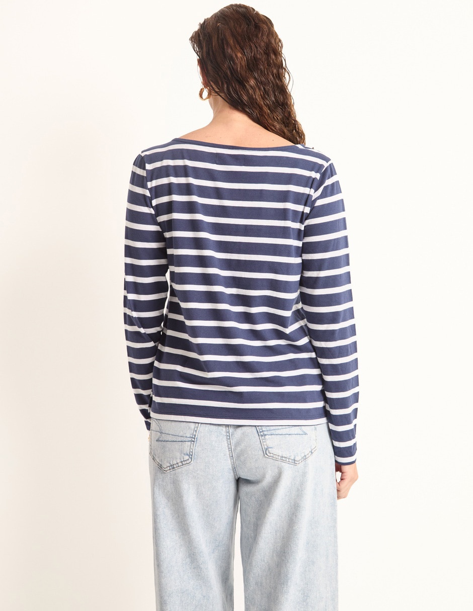 Playera manga larga cuello ojal para mujer 2