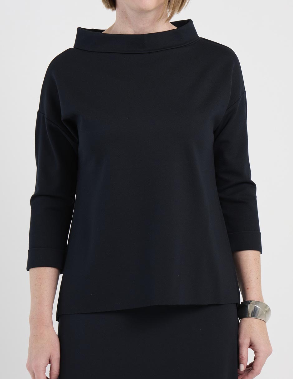 Playera manga larga cuello alto para mujer 5