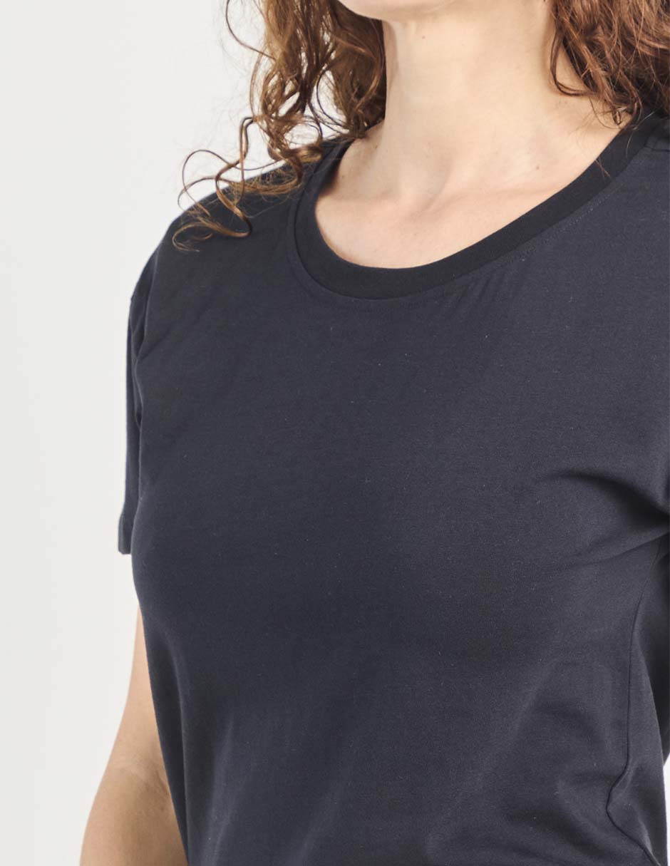 Playera manga corta cuello redondo para mujer 4