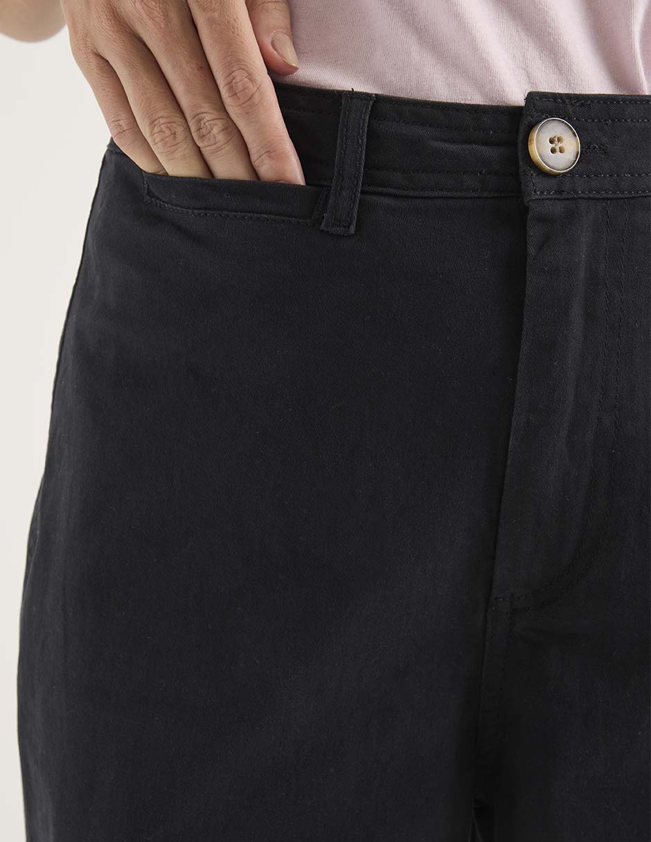 Pantalón flare amplio para mujer 4