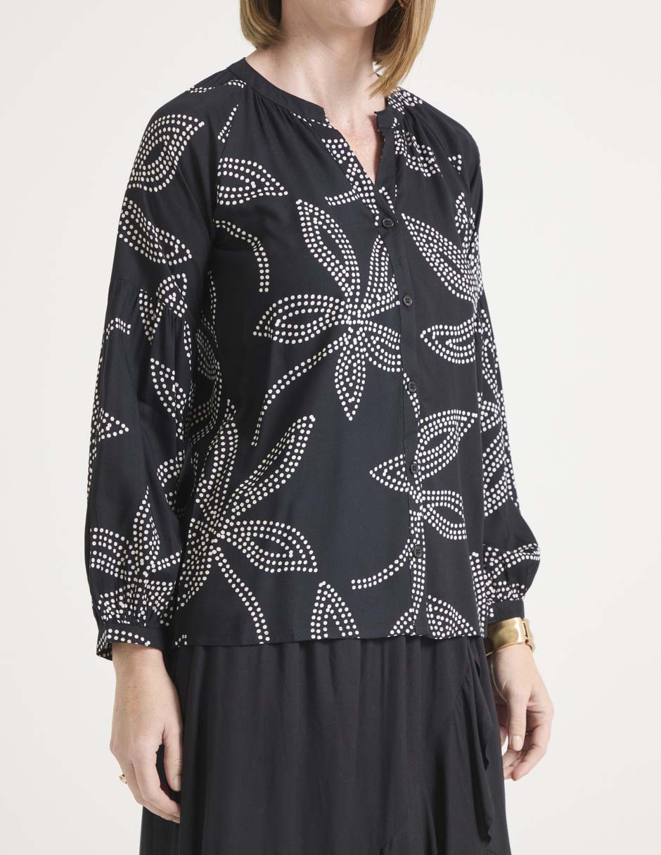 BLUSA WKM25910-11 WEEKEND, G, NEGRO