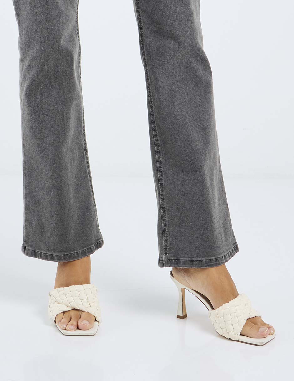 Jeans flare cintura para mujer 5