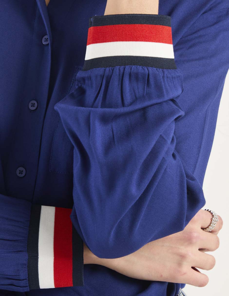 Blusa Weekend manga larga para mujer