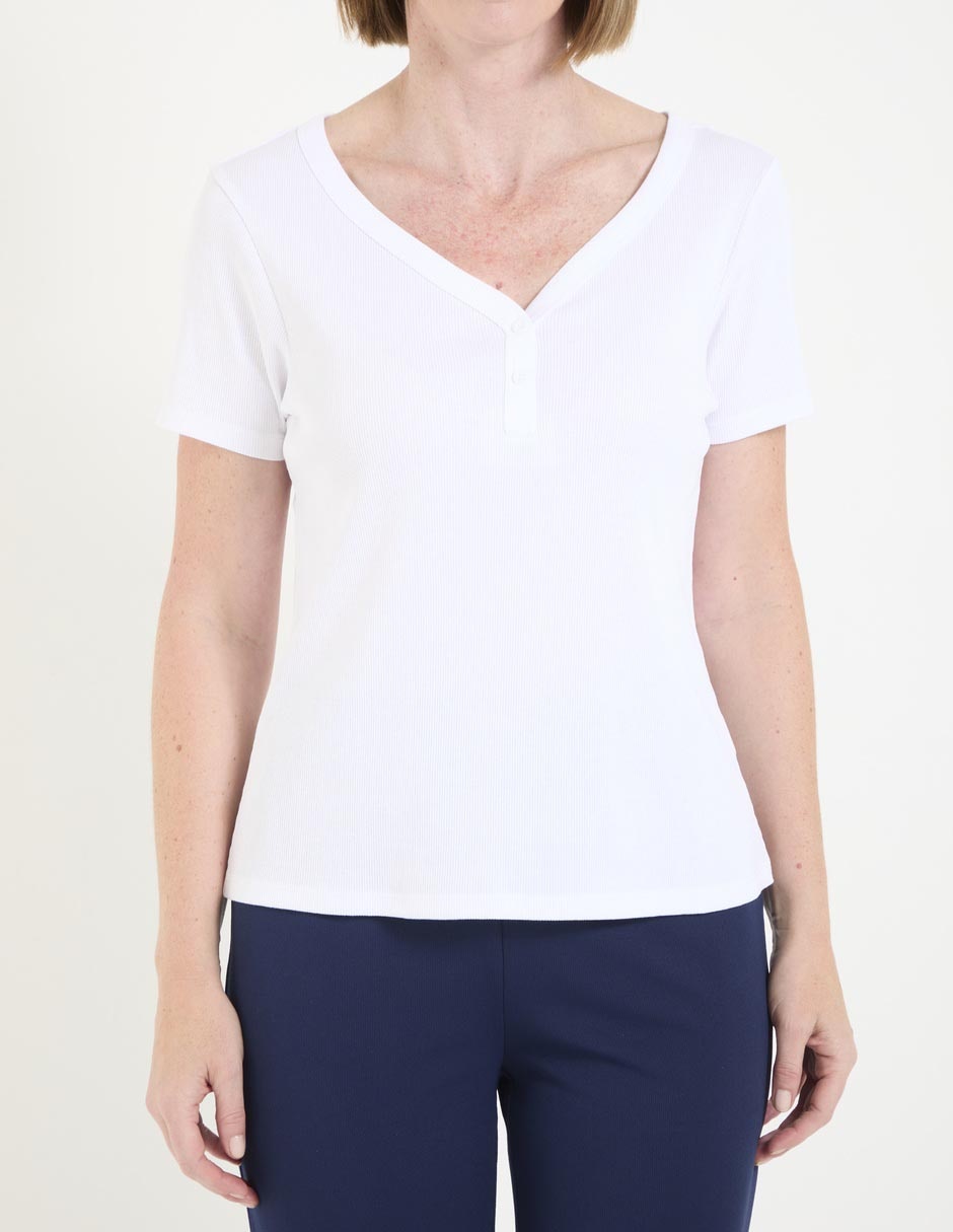 Playera manga corta cuello v para mujer 5