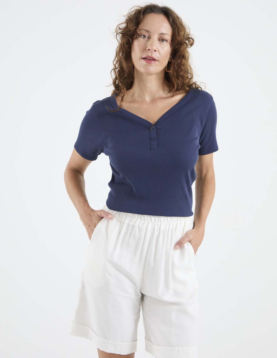 Playera manga corta cuello v para mujer Playera manga corta cuello v para mujer