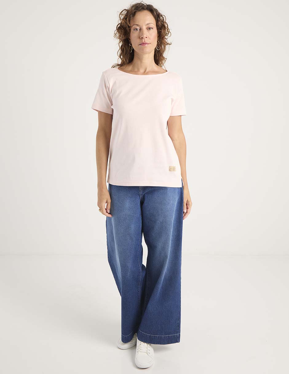 Playera manga corta cuello ojal para mujer 3