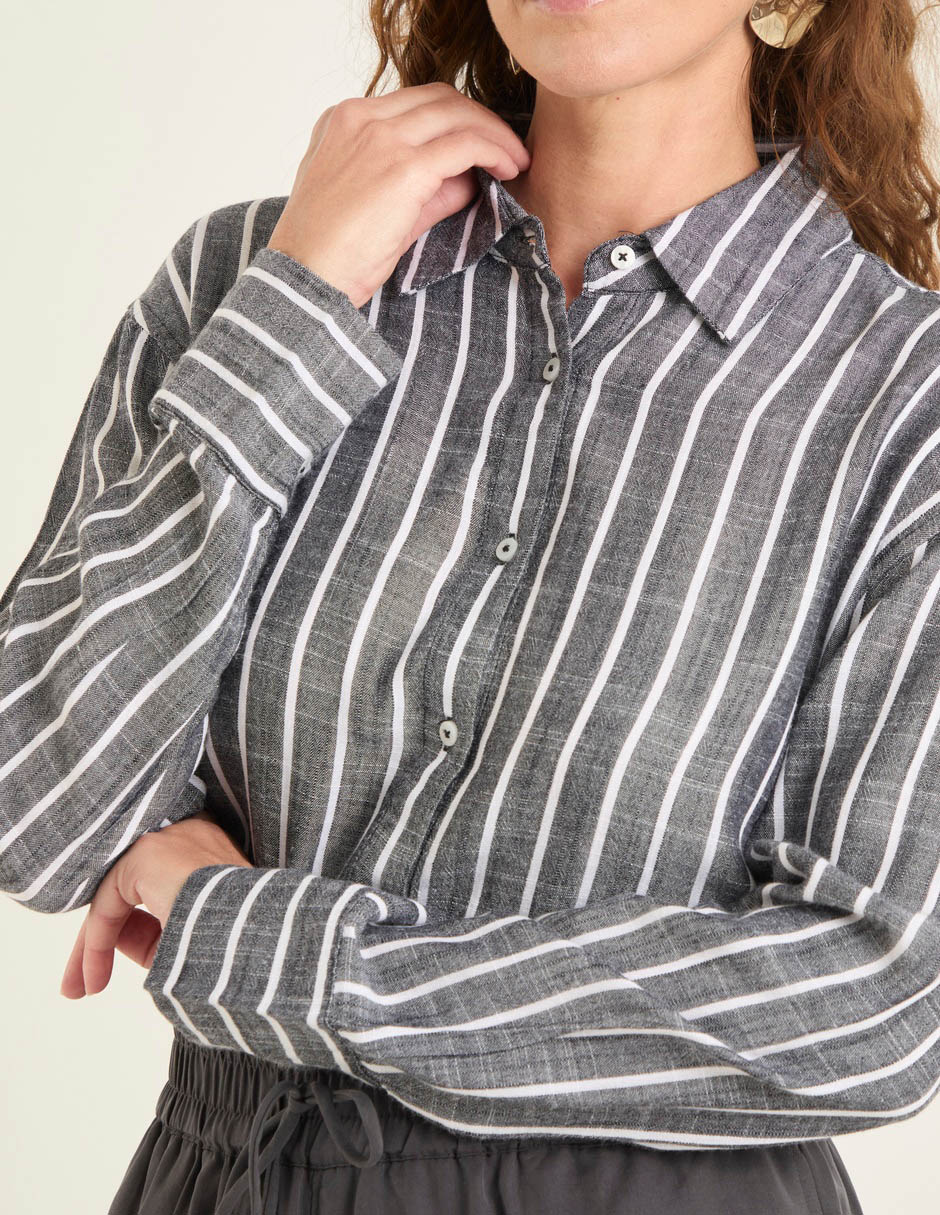 Blusa Weekend manga larga para mujer