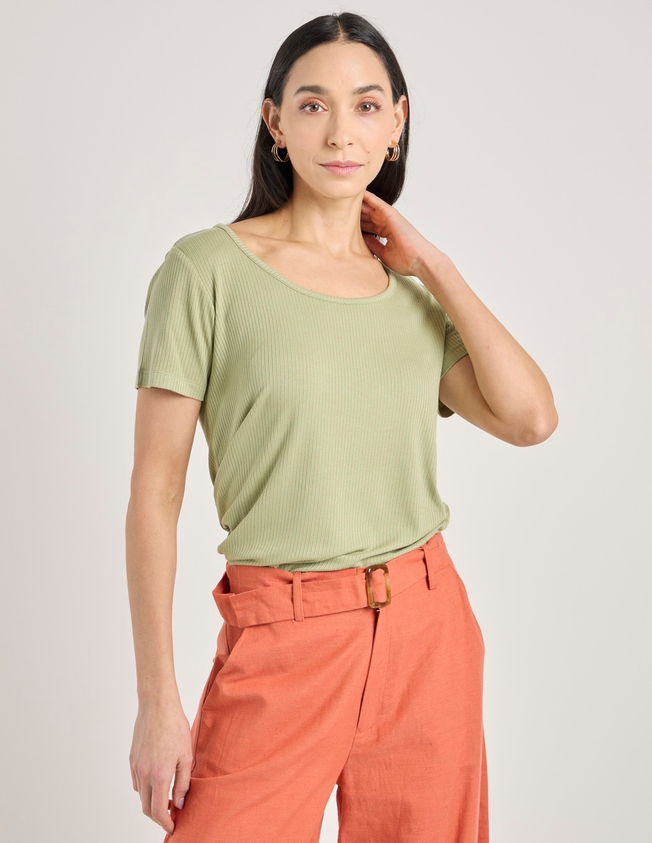 Playera manga corta cuello redondo para mujer
