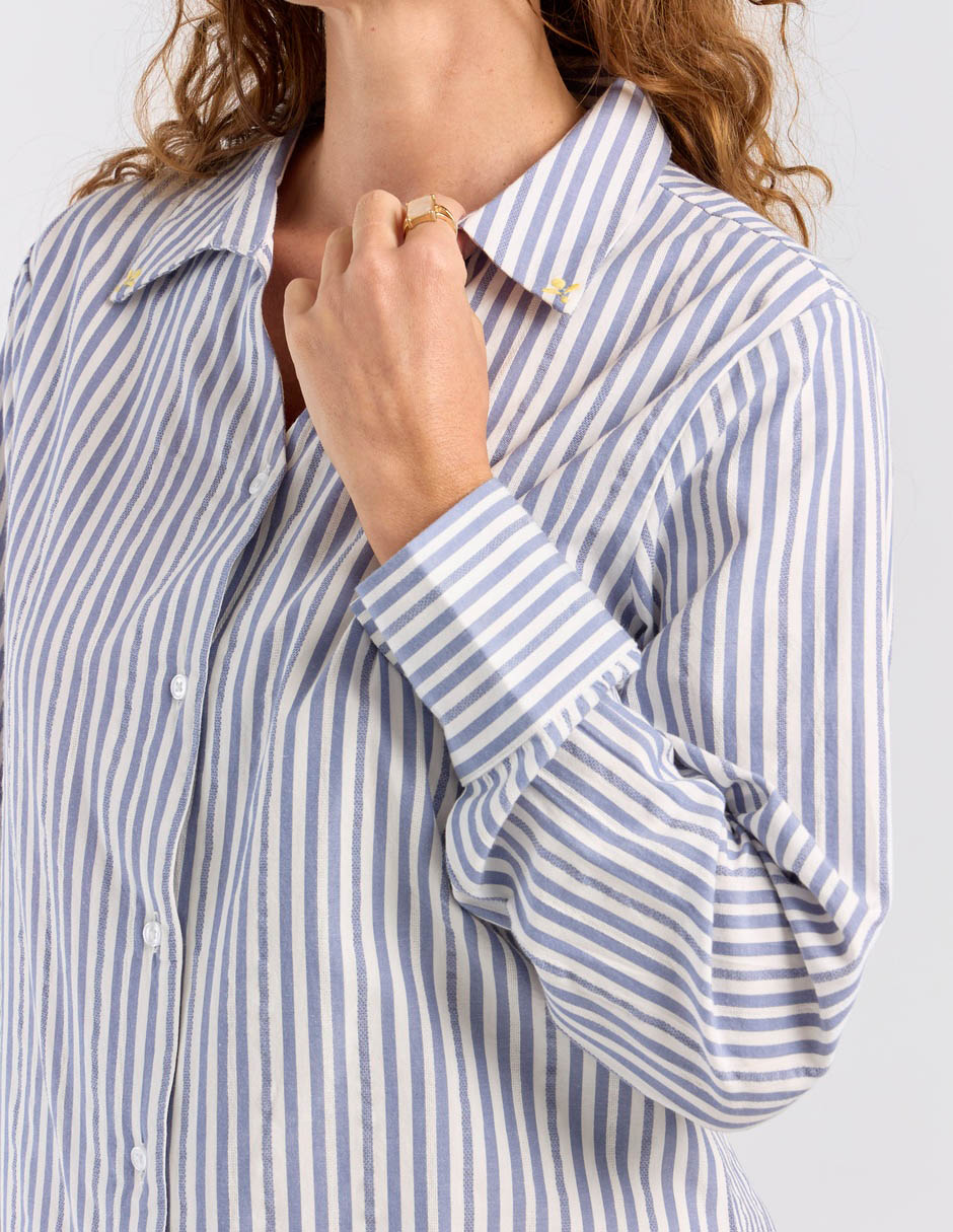 Blusa Weekend manga larga para mujer
