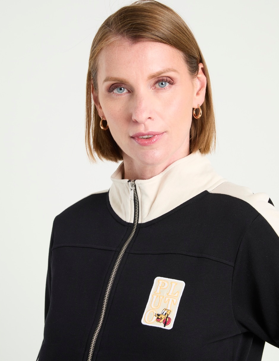 Sudadera con bolsillos para mujer 4