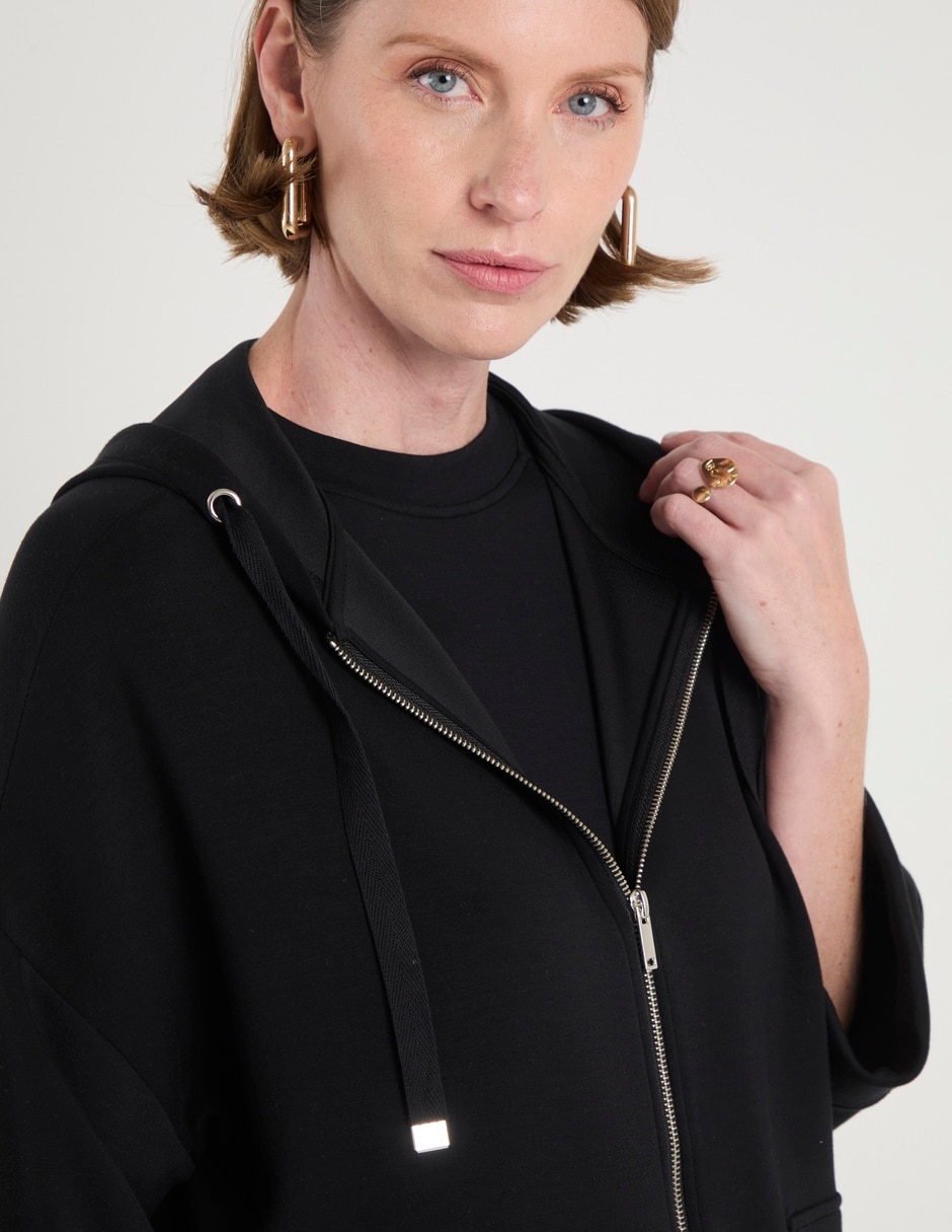 Sudadera con capucha para mujer 4