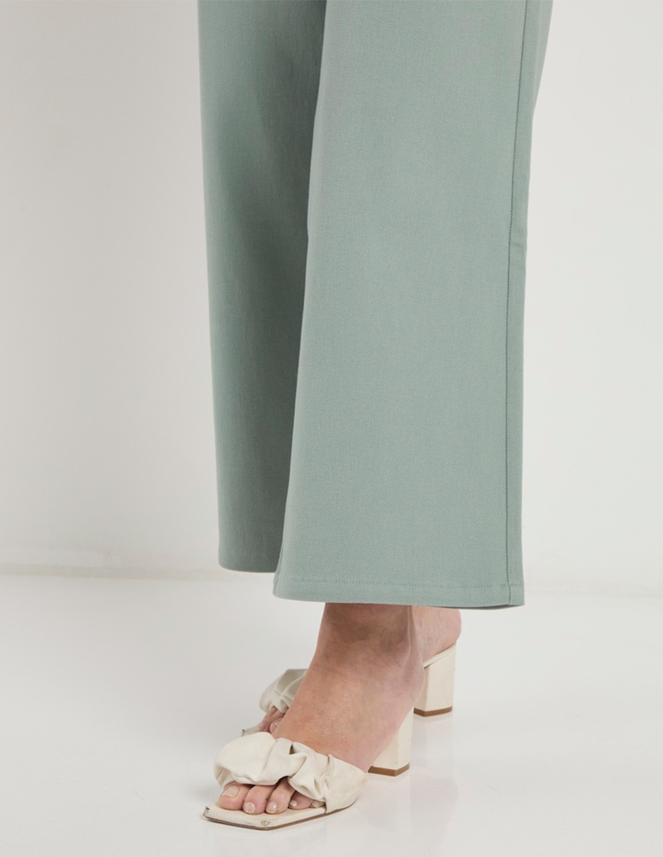 Jeans wide leg a la cintura para mujer 5