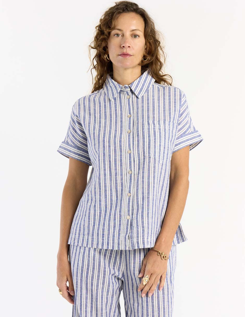 Blusa camisera manga corta para mujer