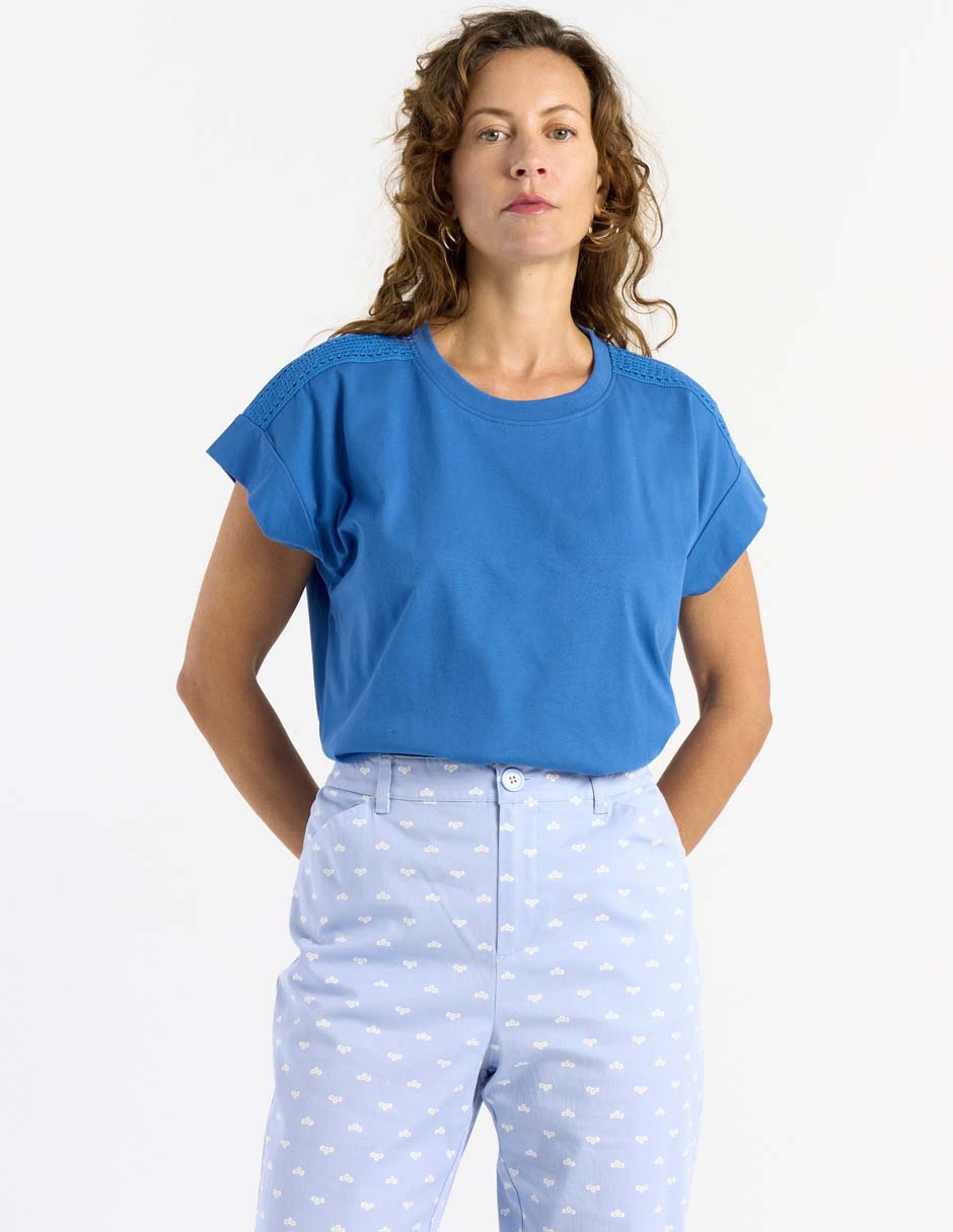 Playera manga corta cuello redondo para mujer