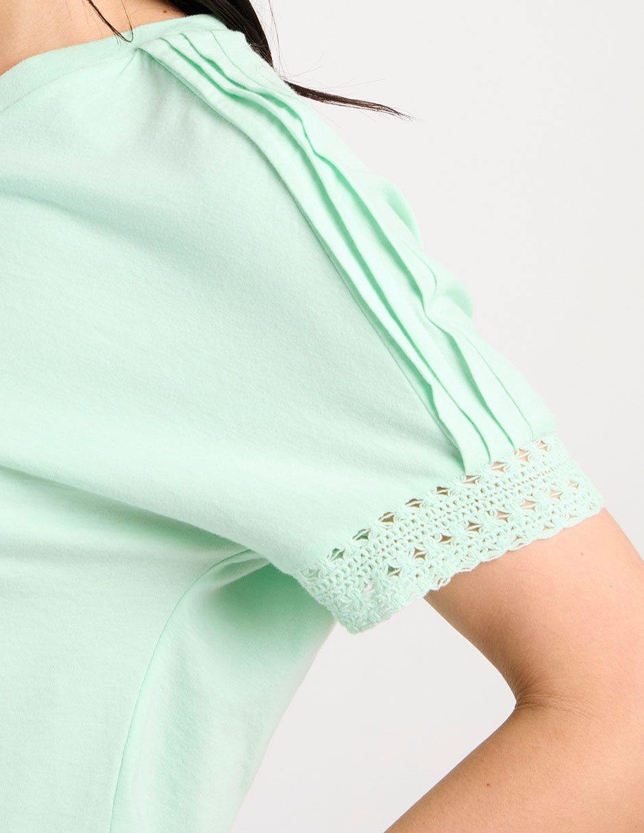 Playera manga corta cuello V para mujer 4