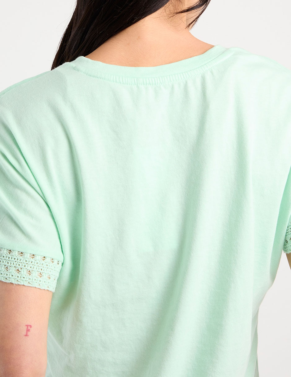 Playera manga corta cuello V para mujer 5