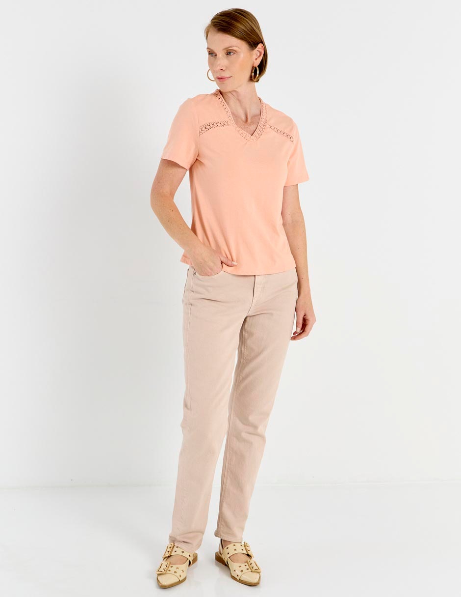 Playera manga corta cuello V para mujer 3