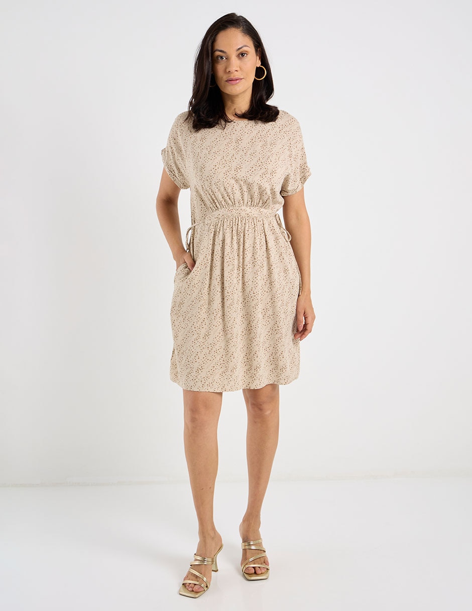 Vestido arriba de la rodilla casual escote medio Vestido arriba de la rodilla casual escote medio